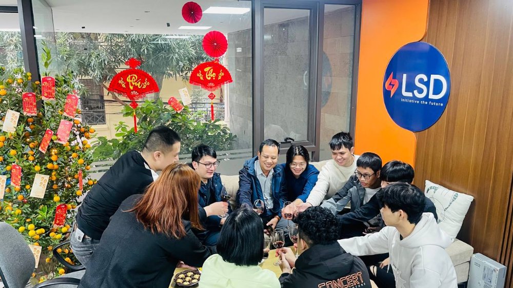 Khai xuân đầu năm 2025